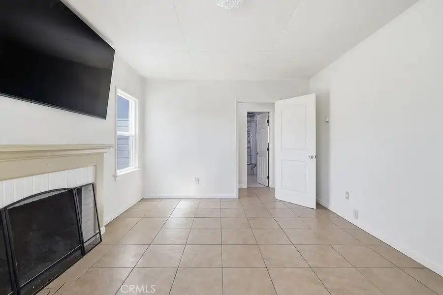 557 W Oldfield Street, Lancaster, CA 93534 - #3