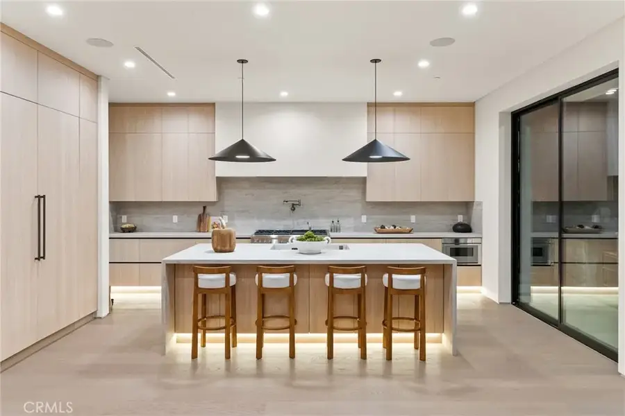 14738 Otsego Street, Sherman Oaks, CA 91403 - #3