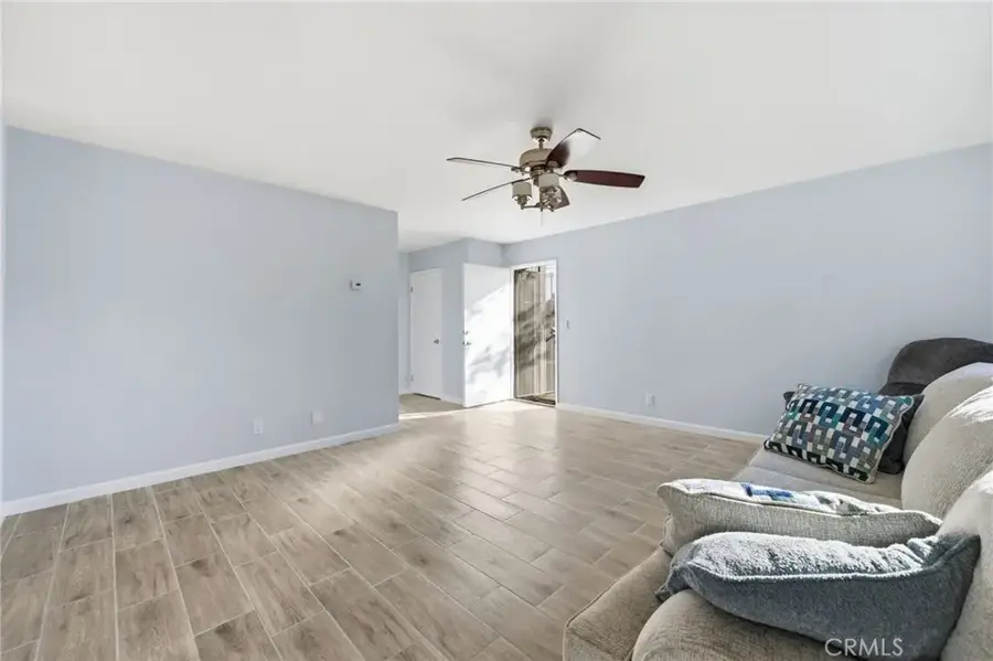 13091 Hubbard Street #5, Sylmar, CA 91342 - #2