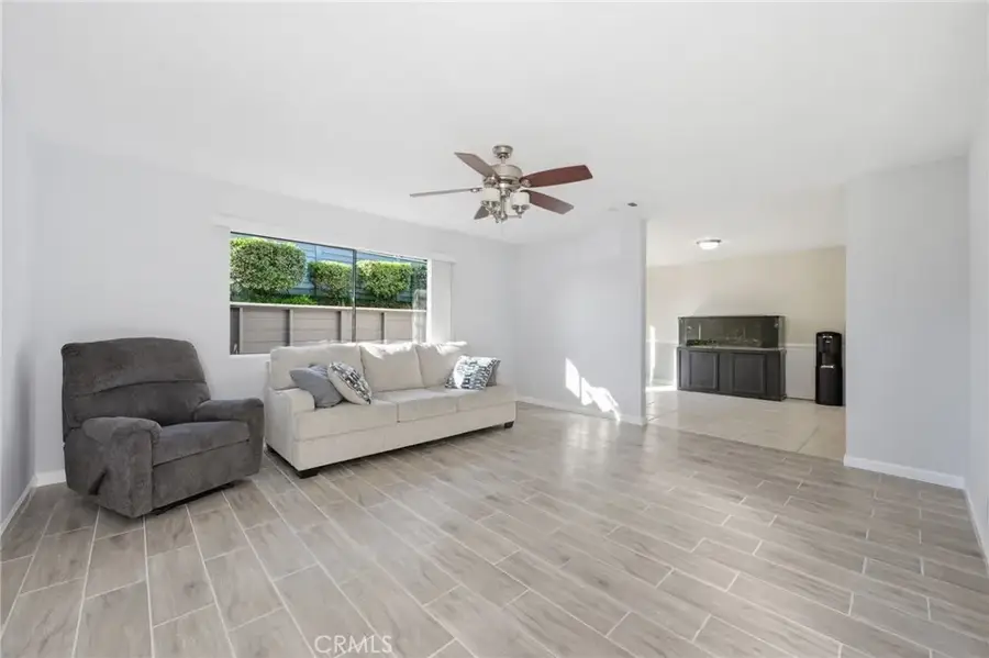 13091 Hubbard Street #5, Sylmar, CA 91342 - #3