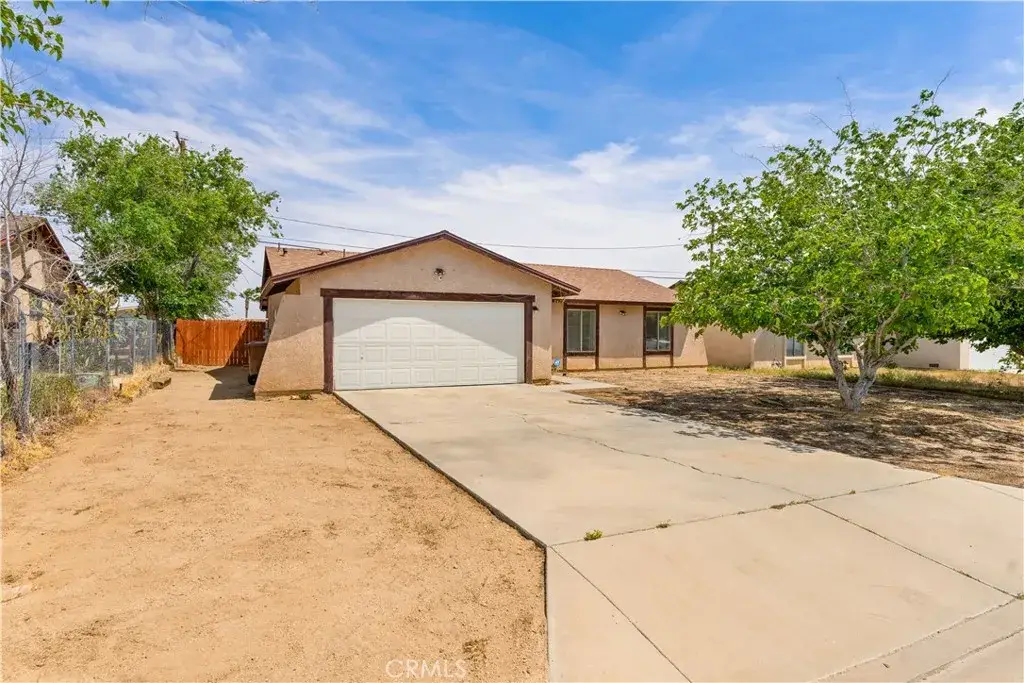 3472 Roxbury, Rosamond, CA 93560 - #1