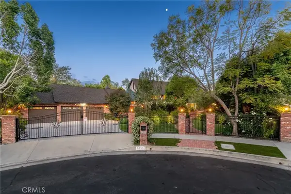 5340 Calvin Avenue, Tarzana, CA 91356