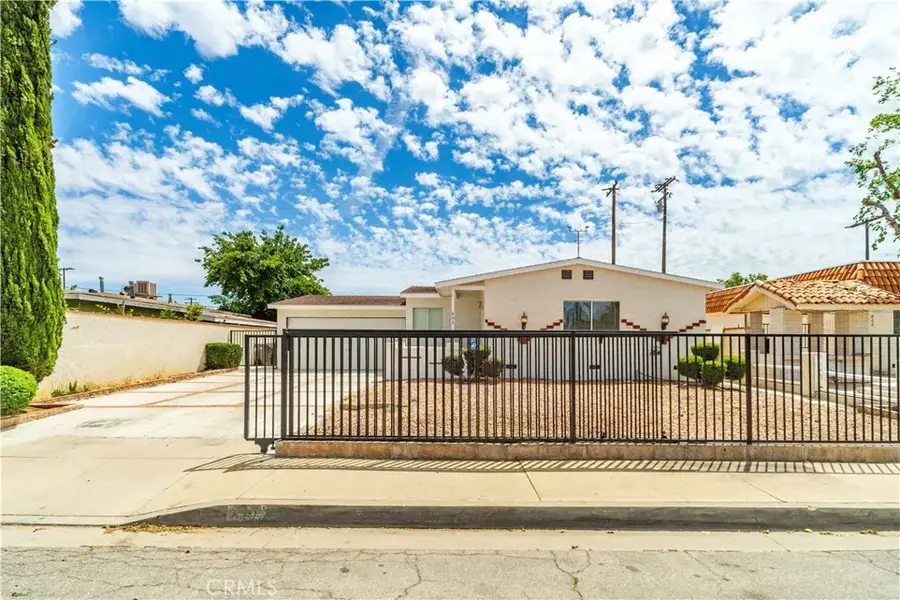 802 E Avenue Q4, Palmdale, CA 93550 - #3