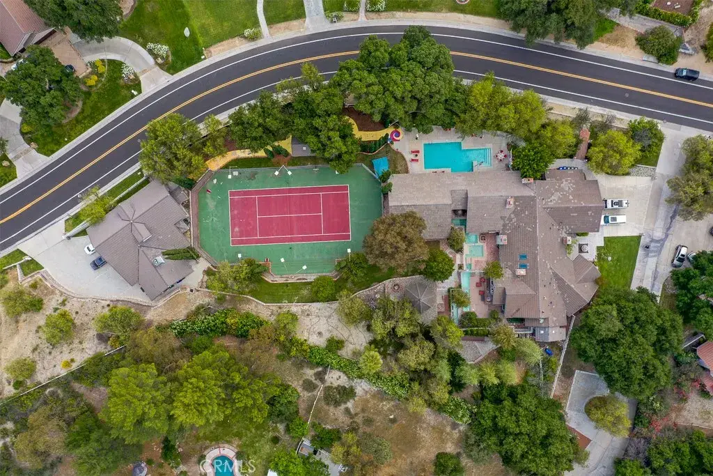 15657 Live Oak Springs Canyon, Canyon Country, CA 91387 - #1