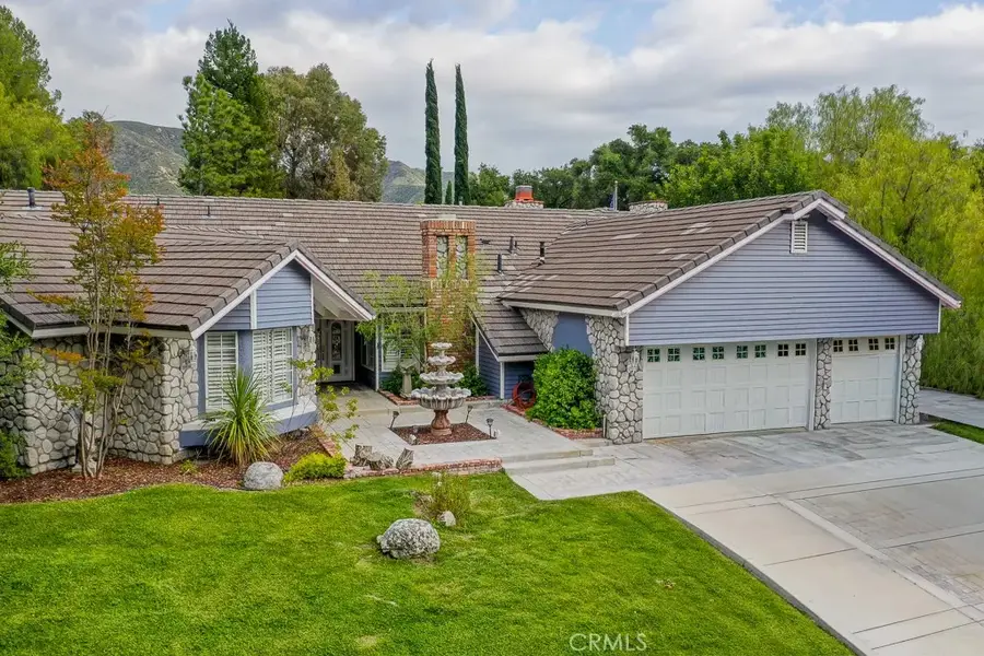 15657 Live Oak Springs Canyon, Canyon Country, CA 91387 - #2