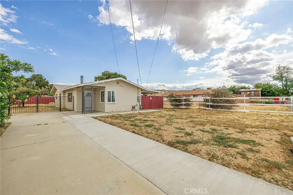 5256 W Avenue L, Lancaster, CA 93536 - #1