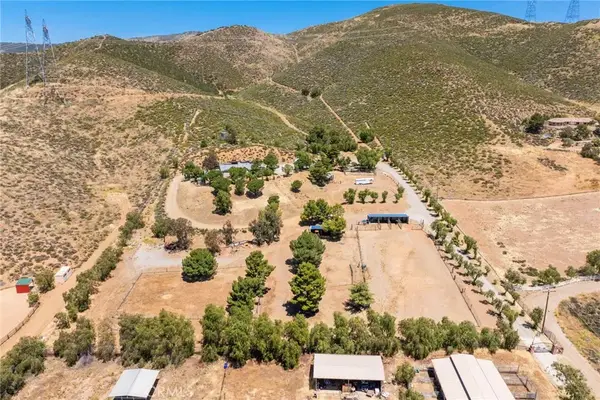 35675 Peppertree, Agua Dulce, CA 91390