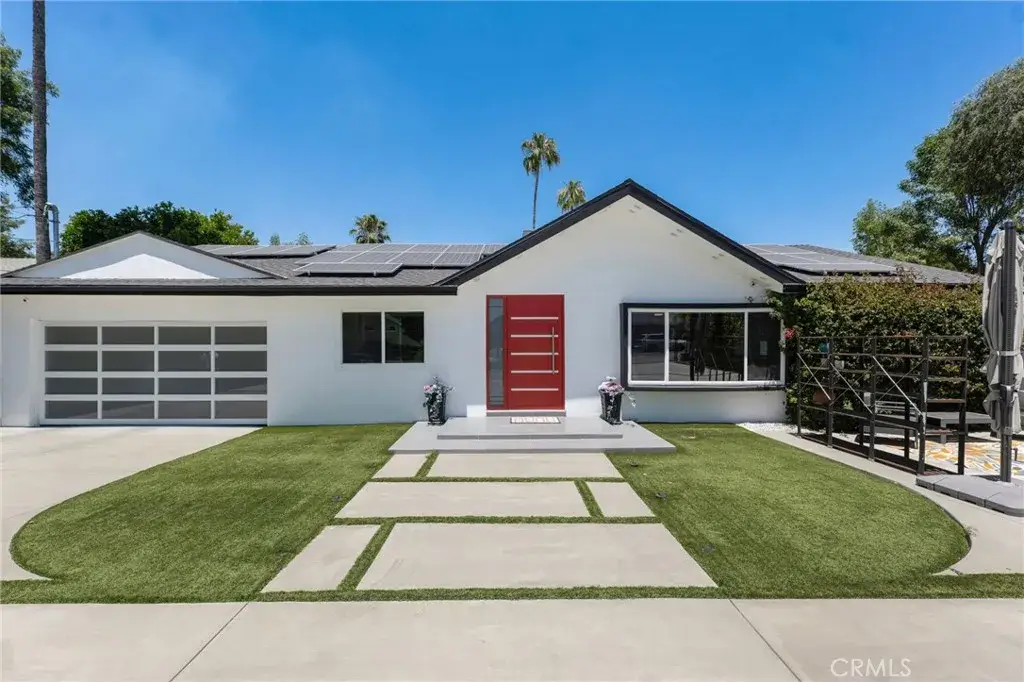 23051 Burbank Boulevard, Woodland Hills, CA 91367 - #1
