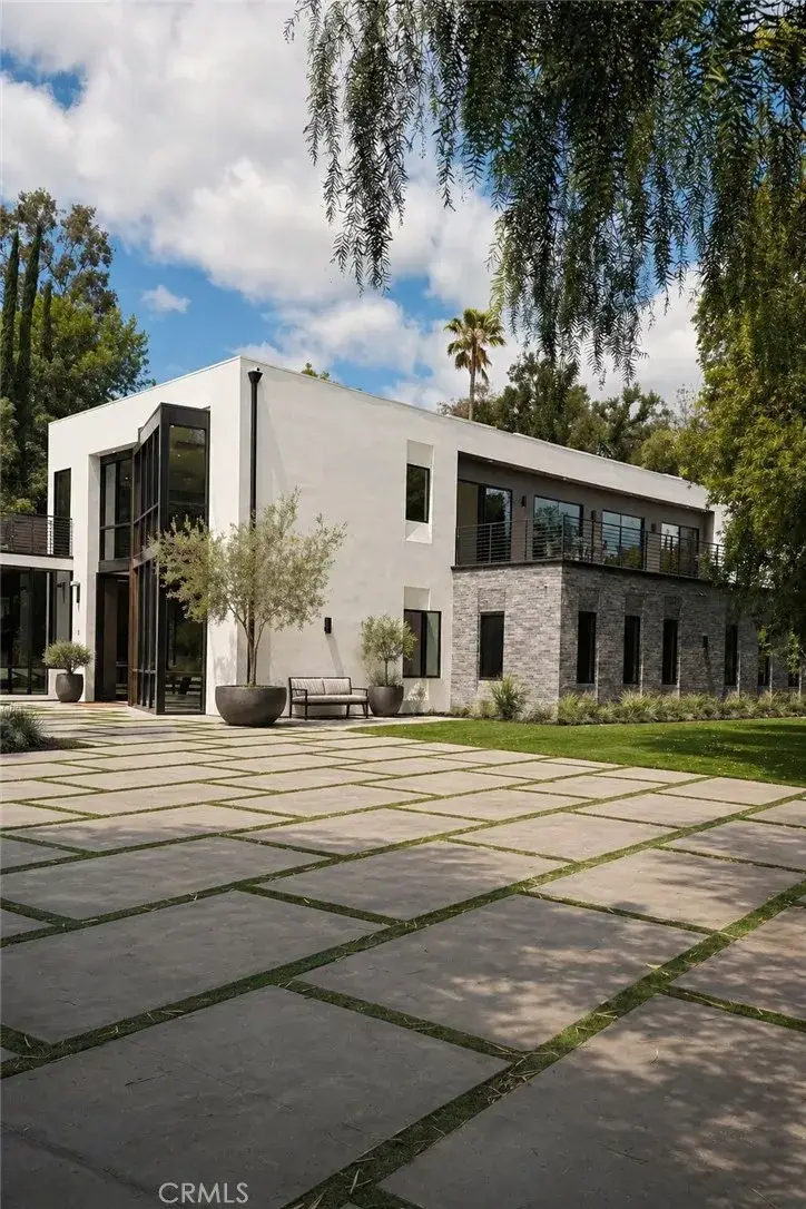 4653 Vanalden Avenue, Tarzana, CA 91356 - #2