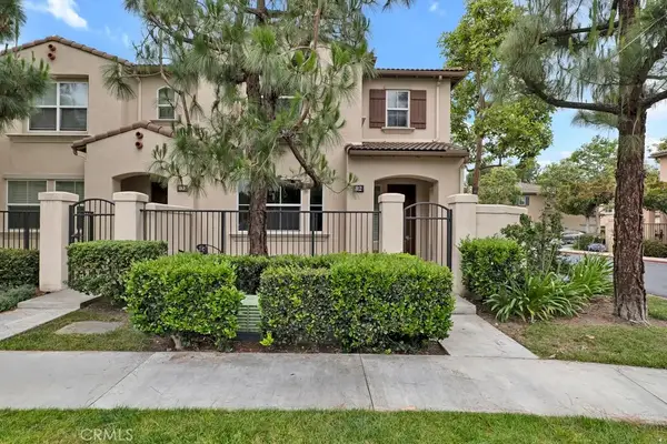 82 Trailing Vine, Irvine, CA 92602