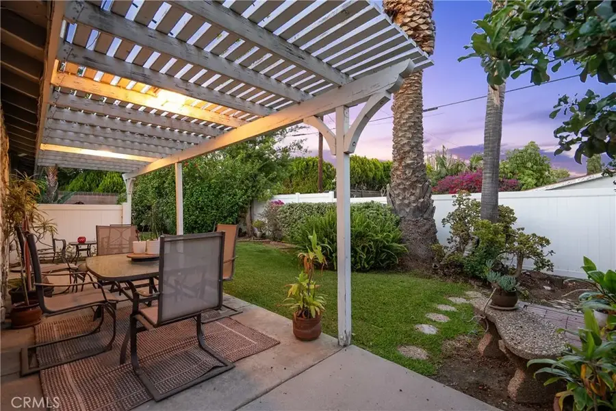 10032 Gerald Avenue, North Hills, CA 91343 - #3