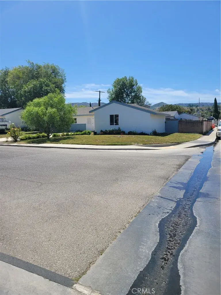 1528 Bodie, Simi Valley, CA 93065 - #2