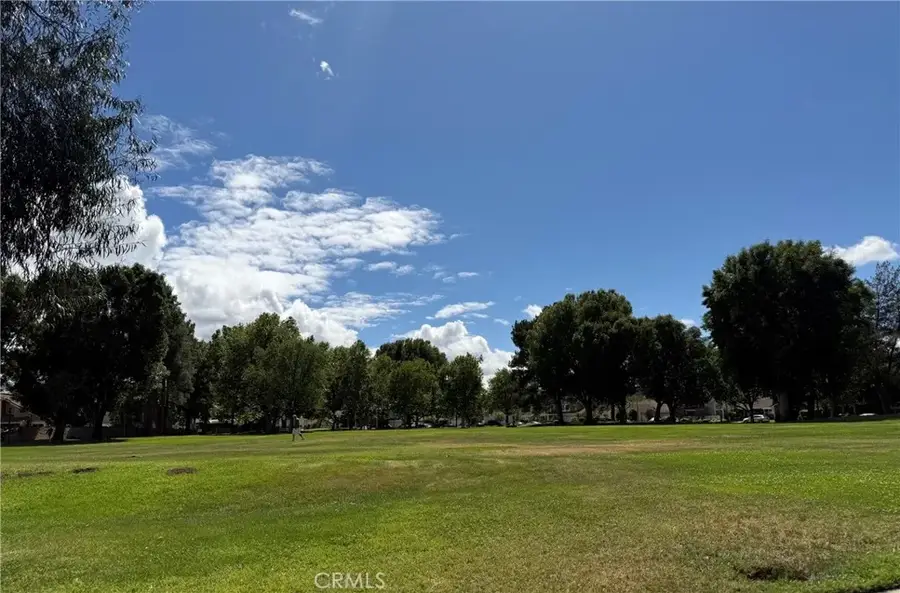 25586 Alicante, Valencia, CA 91355 - #3