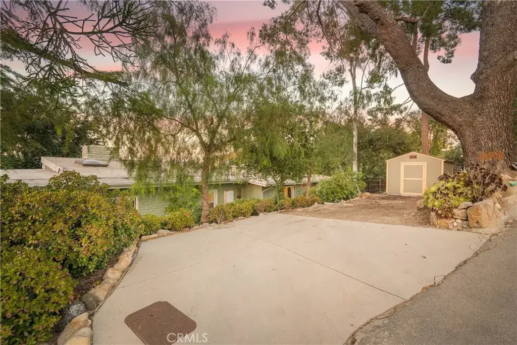3582 Elm Drive, Calabasas, CA 91302 - #1