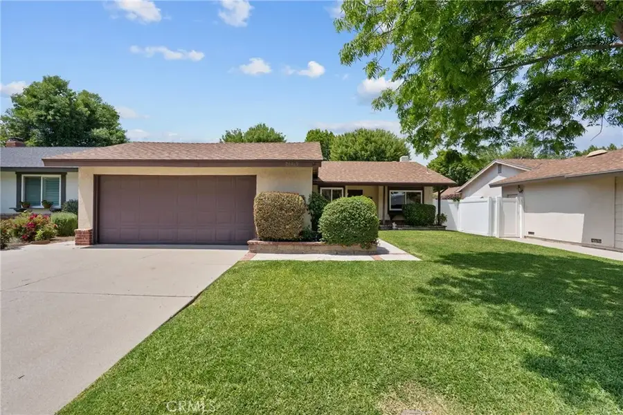 24419 Denise, Newhall, CA 91321 - #2