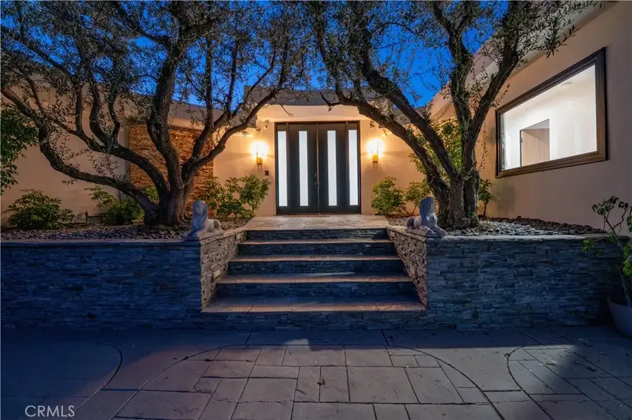 8045 Mulholland Drive, Los Angeles, CA 90046 - #3