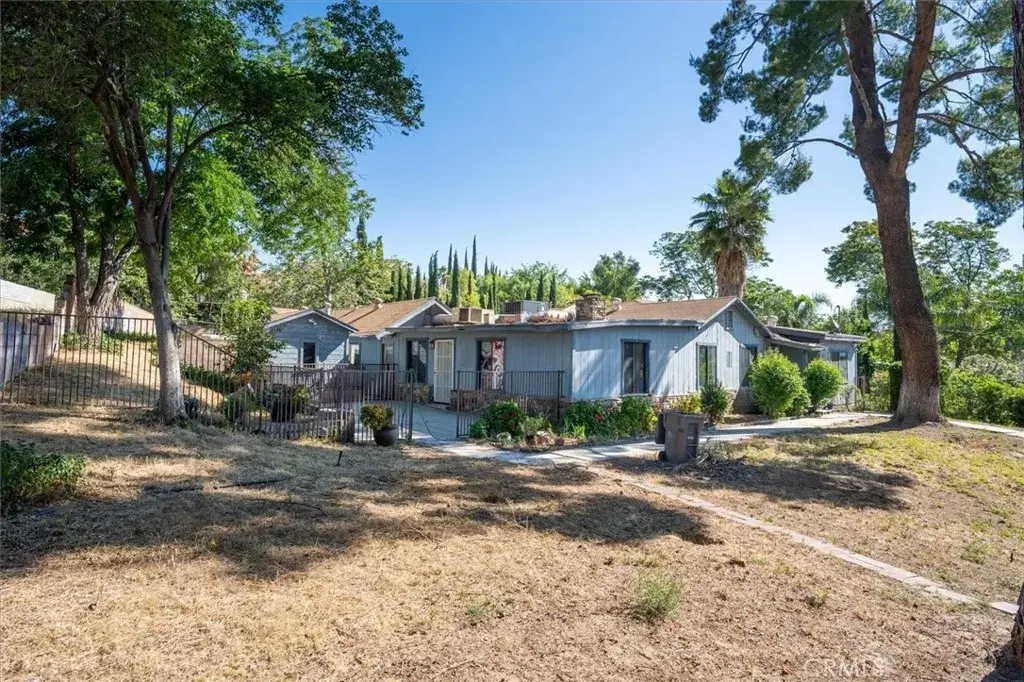 28717 Bouquet Canyon, Saugus, CA 91390 - #1