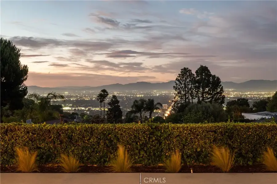3511 Stonehill Place, Sherman Oaks, CA 91423 - #2
