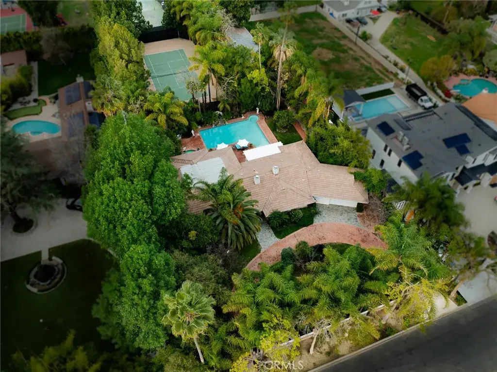 22723 Erwin, Woodland Hills, CA 91367 - #1