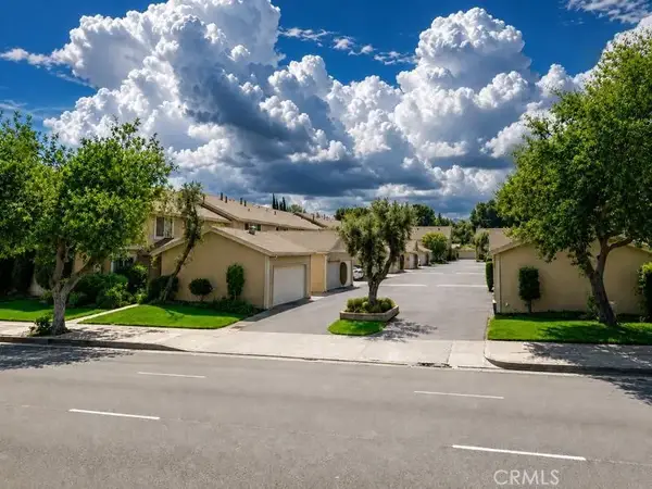 10125 De Soto Avenue #2, Chatsworth, CA 91311