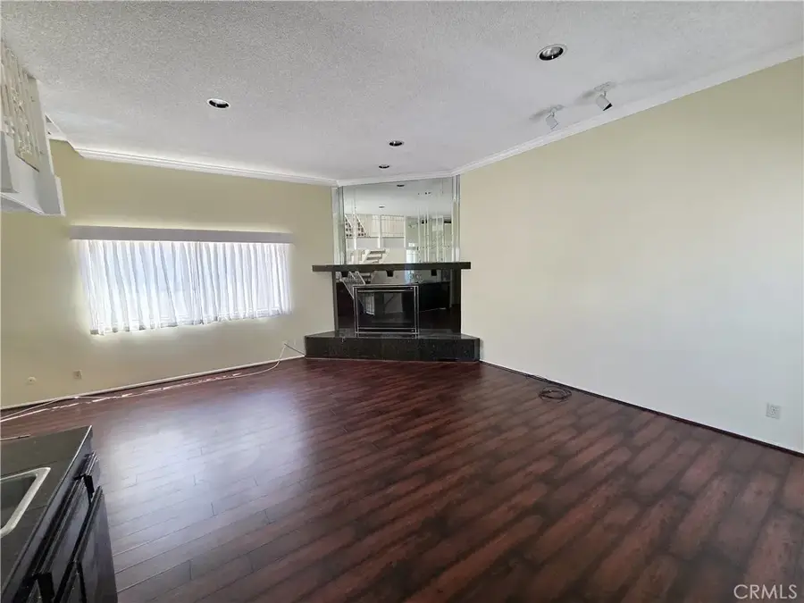 7650 Topanga Canyon, Canoga Park, CA 91304 - #3