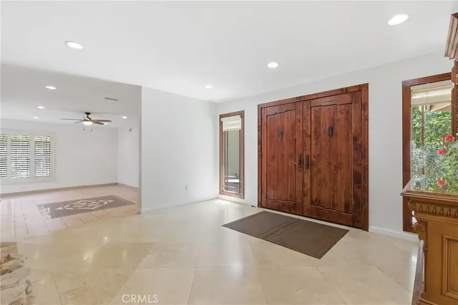 4908 Calvin Avenue, Tarzana, CA 91356 - #3