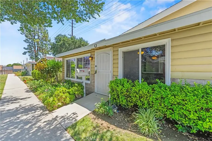 19120 Avenue Of The Oaks #A, Newhall, CA 91321 - #3