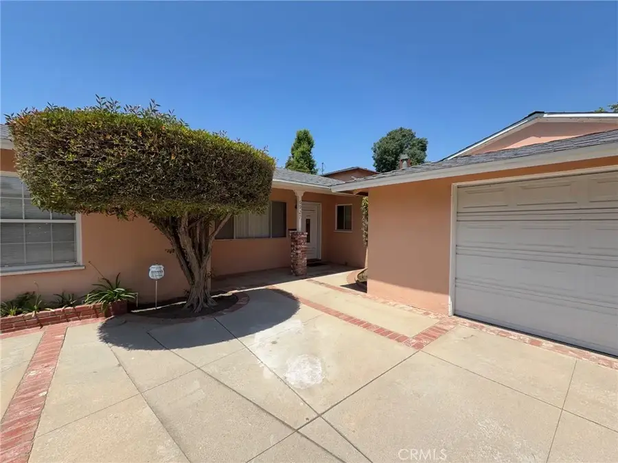 6927 Costello, Van Nuys, CA 91405 - #3