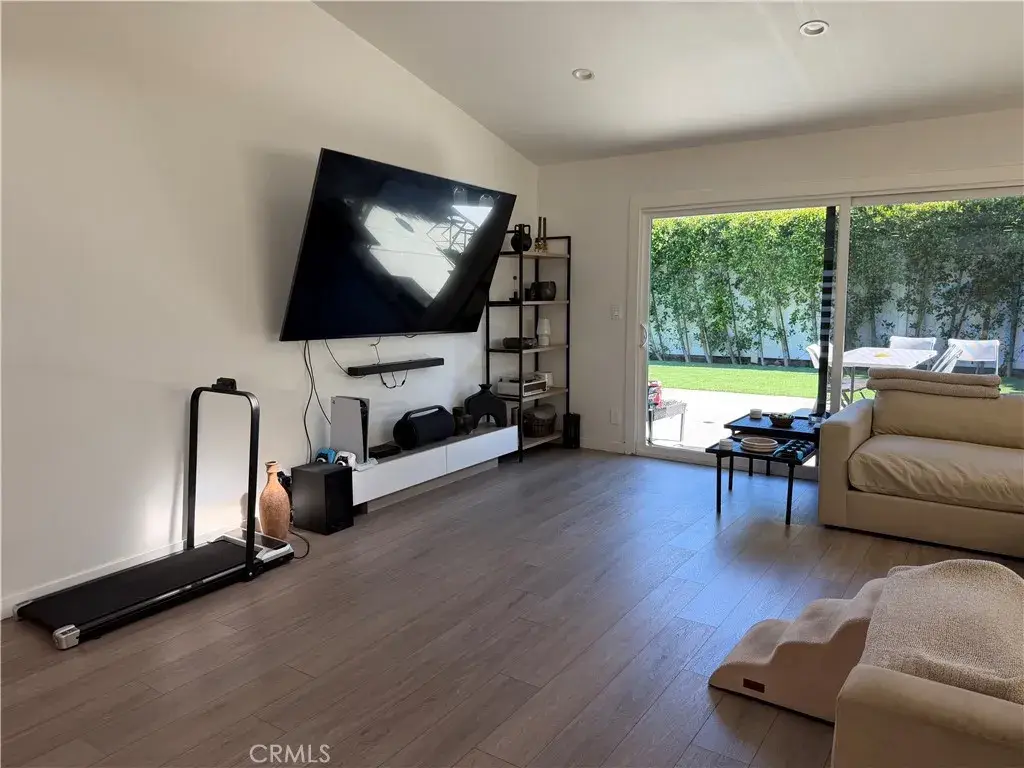 23030 Dolorosa, Woodland Hills, CA 91367 - #1
