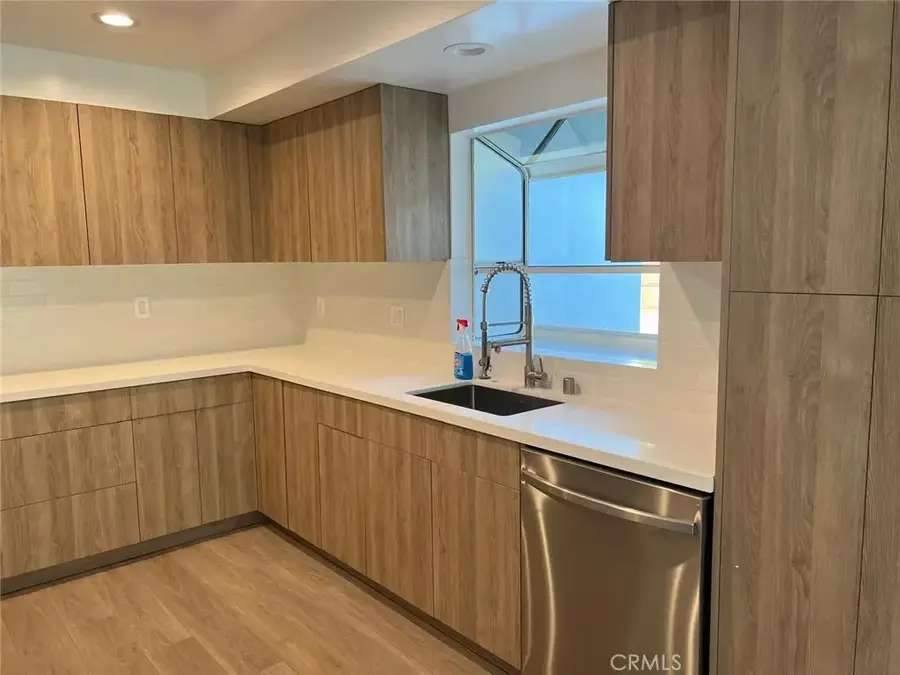 23030 Dolorosa, Woodland Hills, CA 91367 - #2