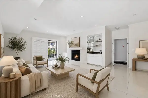 1338 Amherst #102, Los Angeles, CA 90025