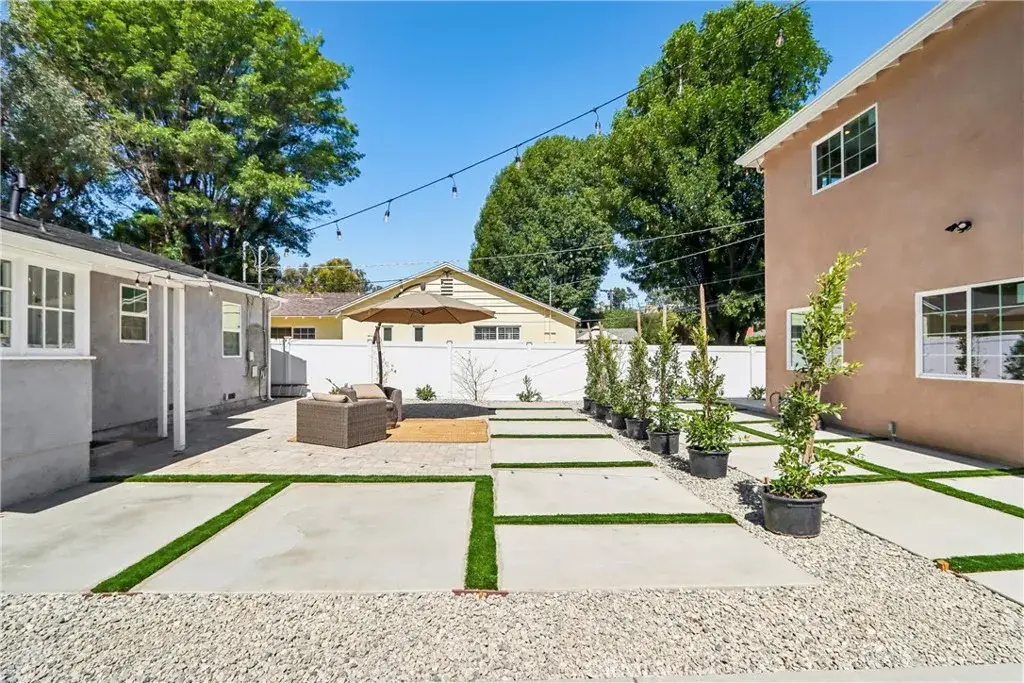 21235 Lopez Street, Woodland Hills, CA 91364 - #1