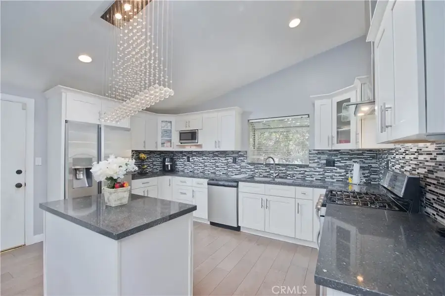 20865 Martha, Woodland Hills, CA 91367 - #3