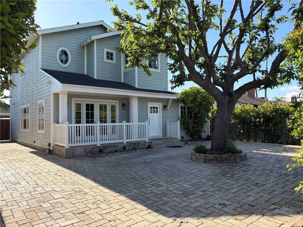 5704 Columbus, Sherman Oaks, CA 91411 - #1