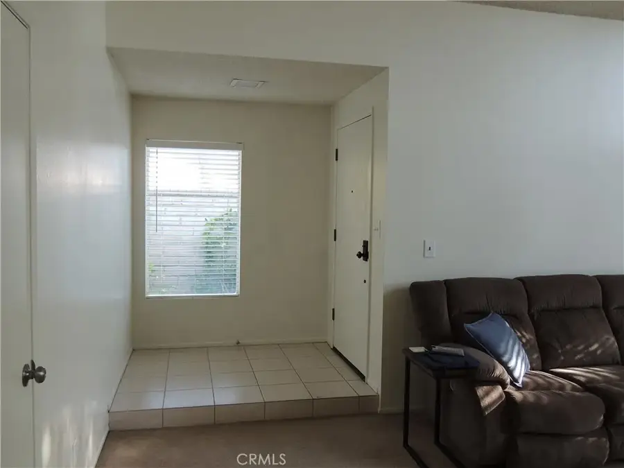 27246 Via Marcia, Saugus, CA 91350 - #3