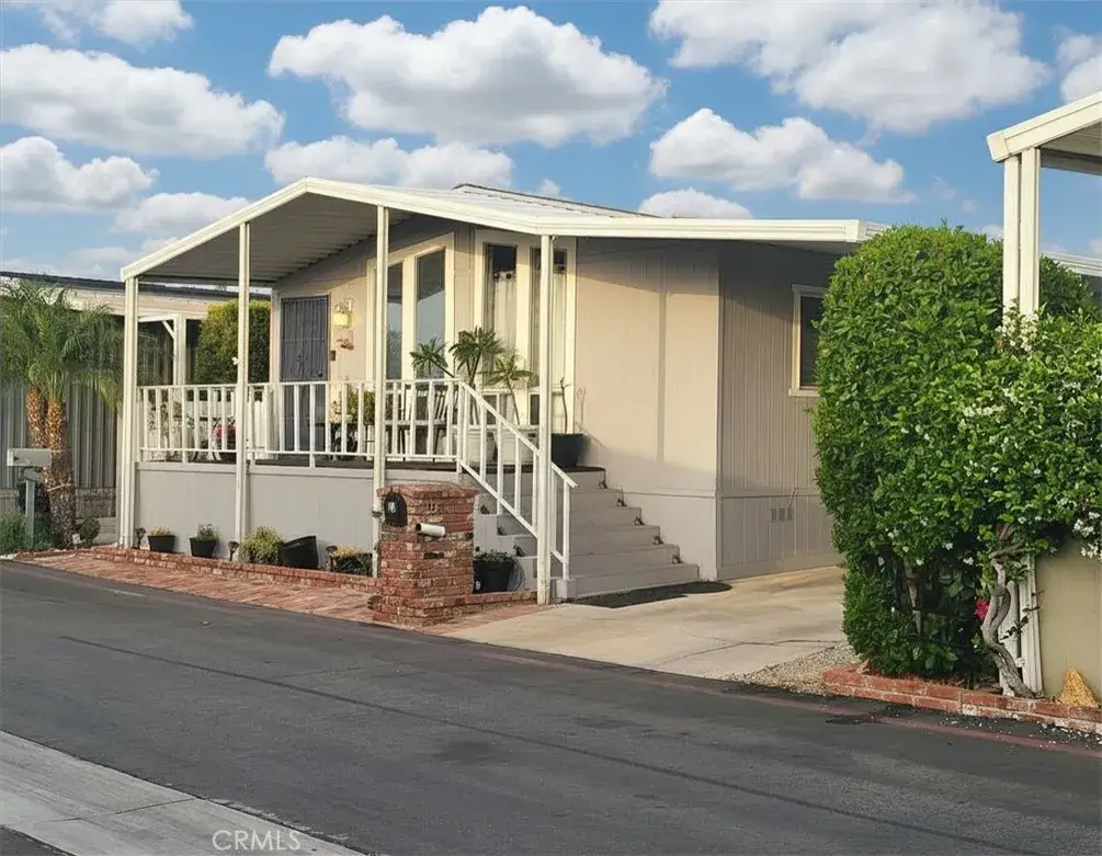 20652 Lassen #22, Chatsworth, CA 91311 - #1