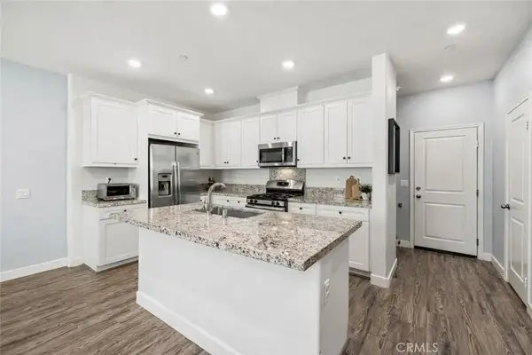 22838 Concord, Saugus, CA 91350