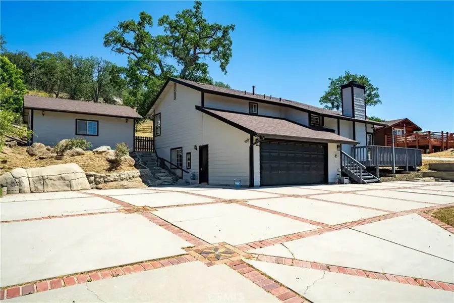 24360 Willow Pass Drive, Tehachapi, CA 93561 - #3