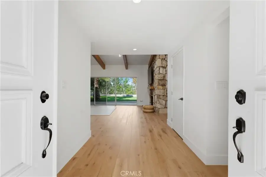 5618 Wilhelmina Avenue, Woodland Hills, CA 91367 - #3