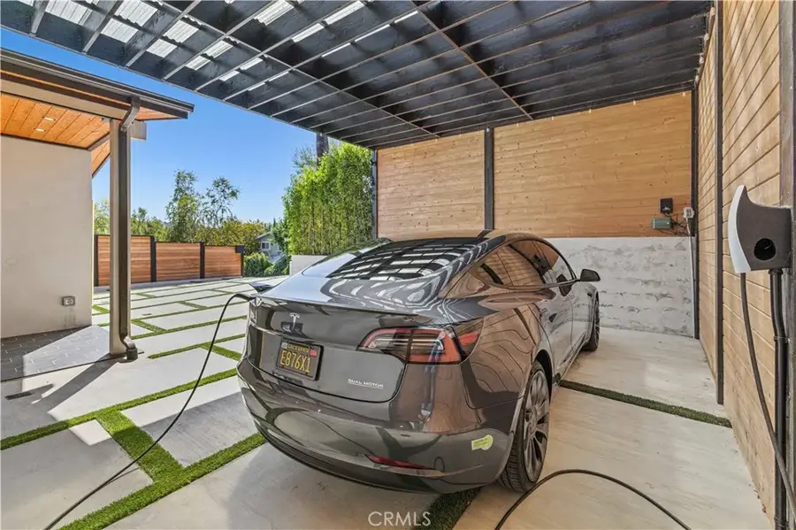22263 Flanco, Woodland Hills, CA 91364 - #3