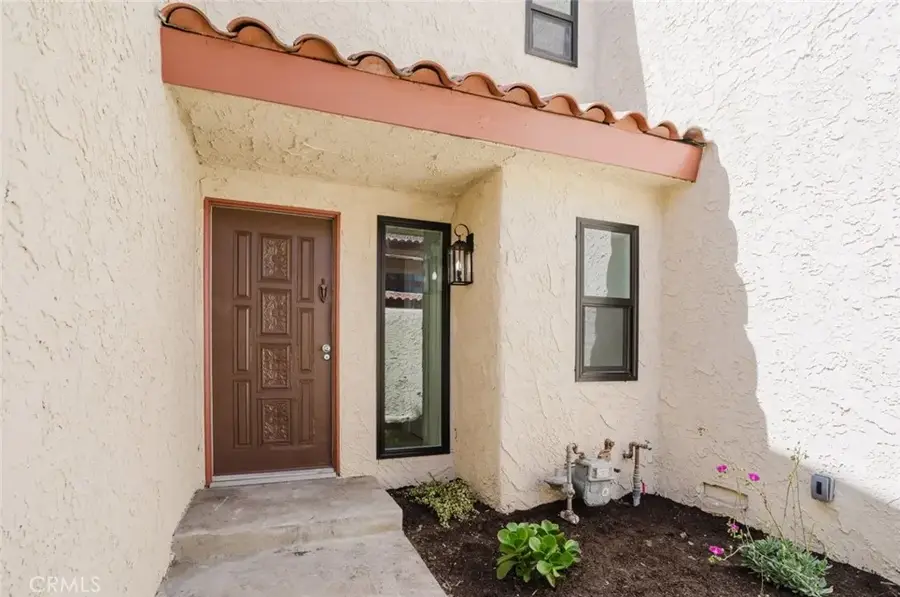 8740 Willis Avenue #6, Panorama City, CA 91402 - #3