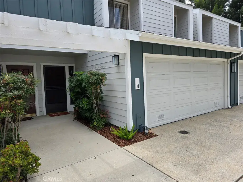 18153 Andrea Circle North #4, Northridge, CA 91325 - #1