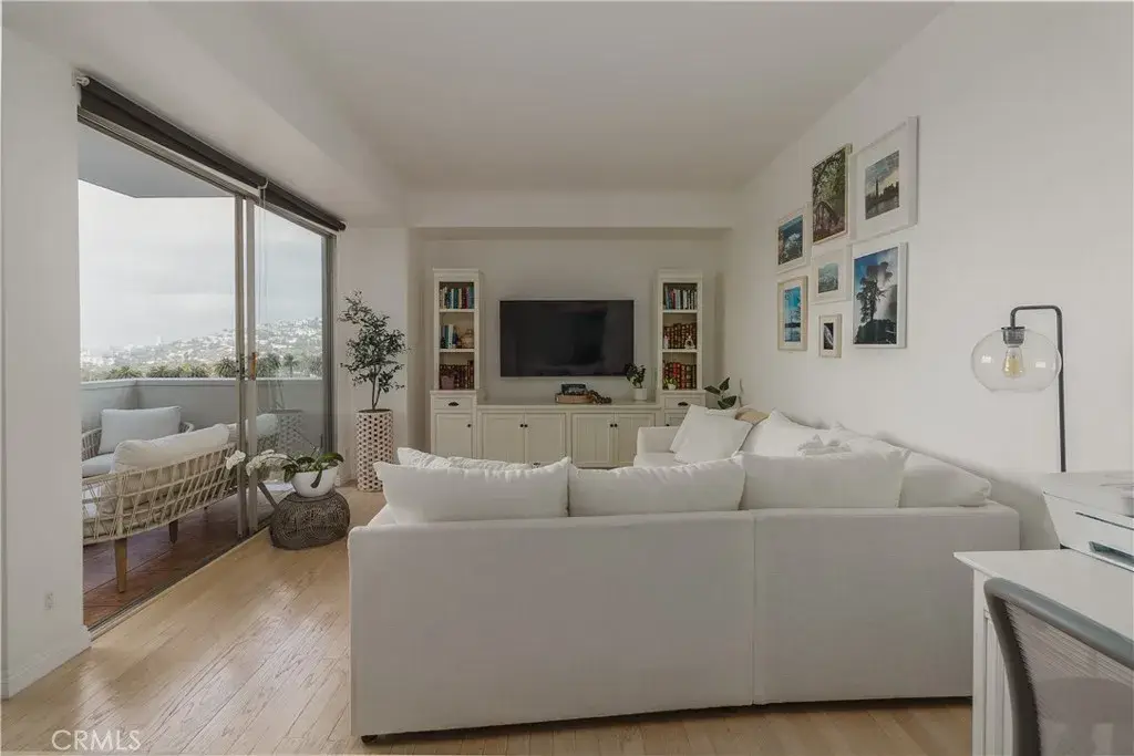 7250 Franklin Avenue #1008, Los Angeles, CA 90046 - #1