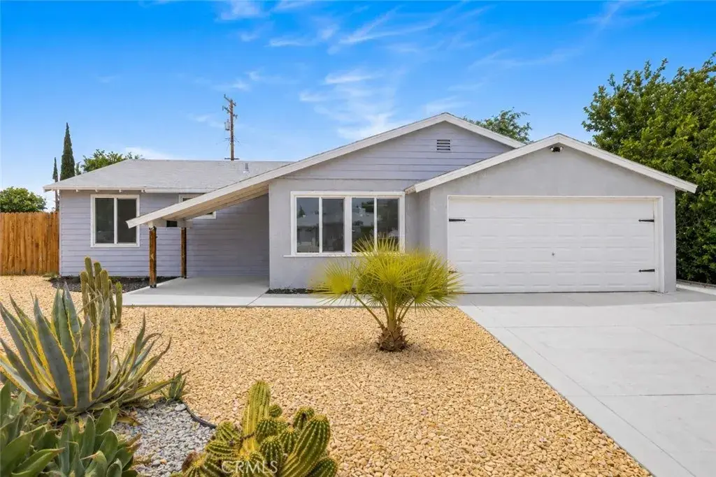 37521 Larkin, Palmdale, CA 93550 - #1