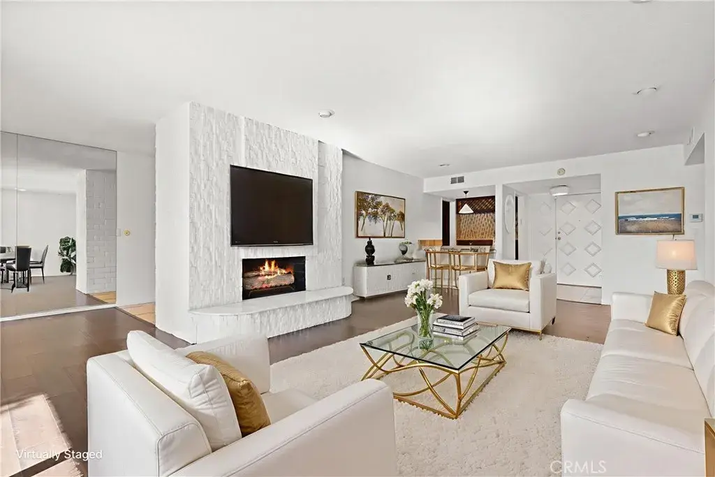 5330 Lindley #209, Encino, CA 91316 - #1