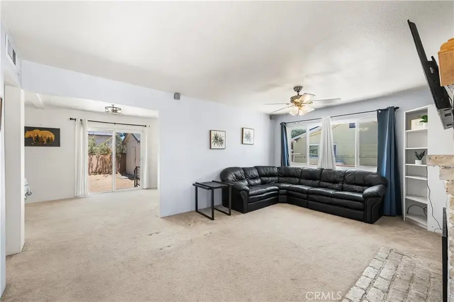 2893 Corona, Mojave, CA 93501 - #2