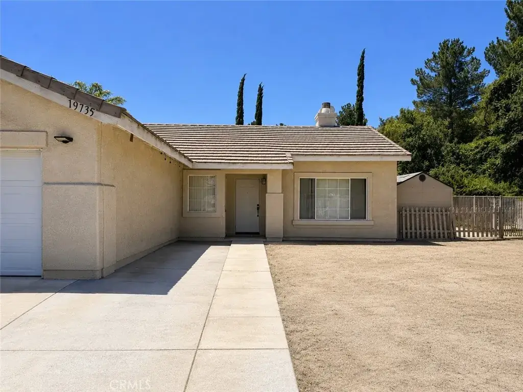 19735 Skyview Court, Canyon Country, CA 91351 - #1