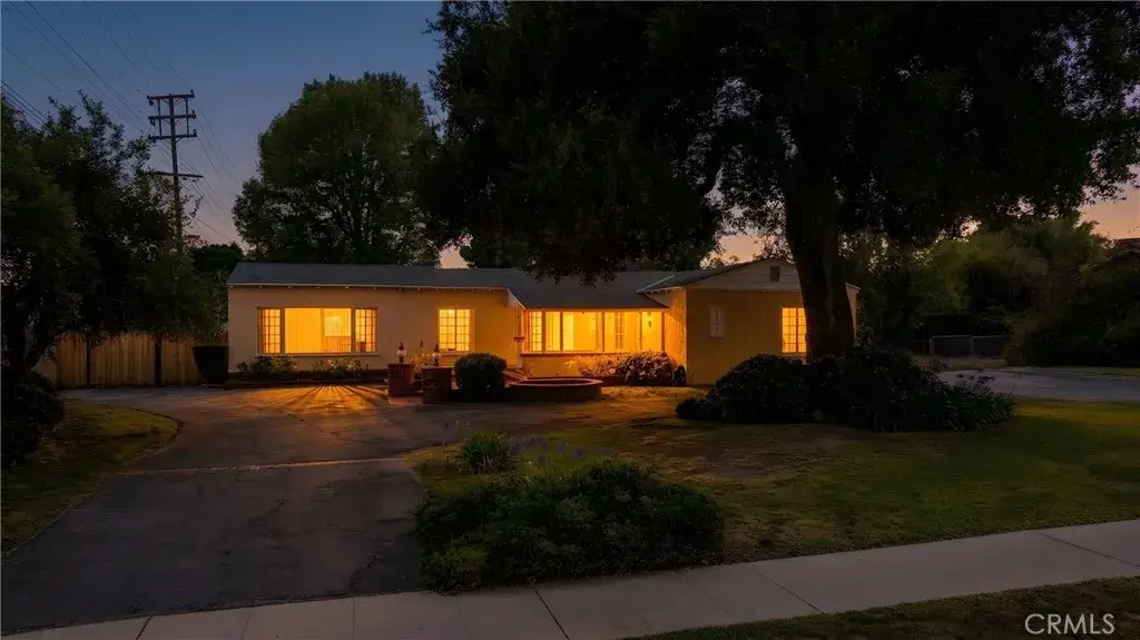 10845 Zelzah, Granada Hills, CA 91344 - #1