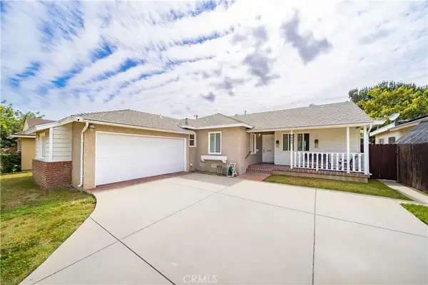 6853 Vanalden Avenue, Reseda, CA 91335