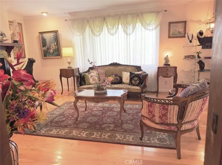 530 N Naomi, Burbank, CA 91505 - #2